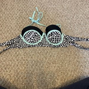 Black and white bikini top